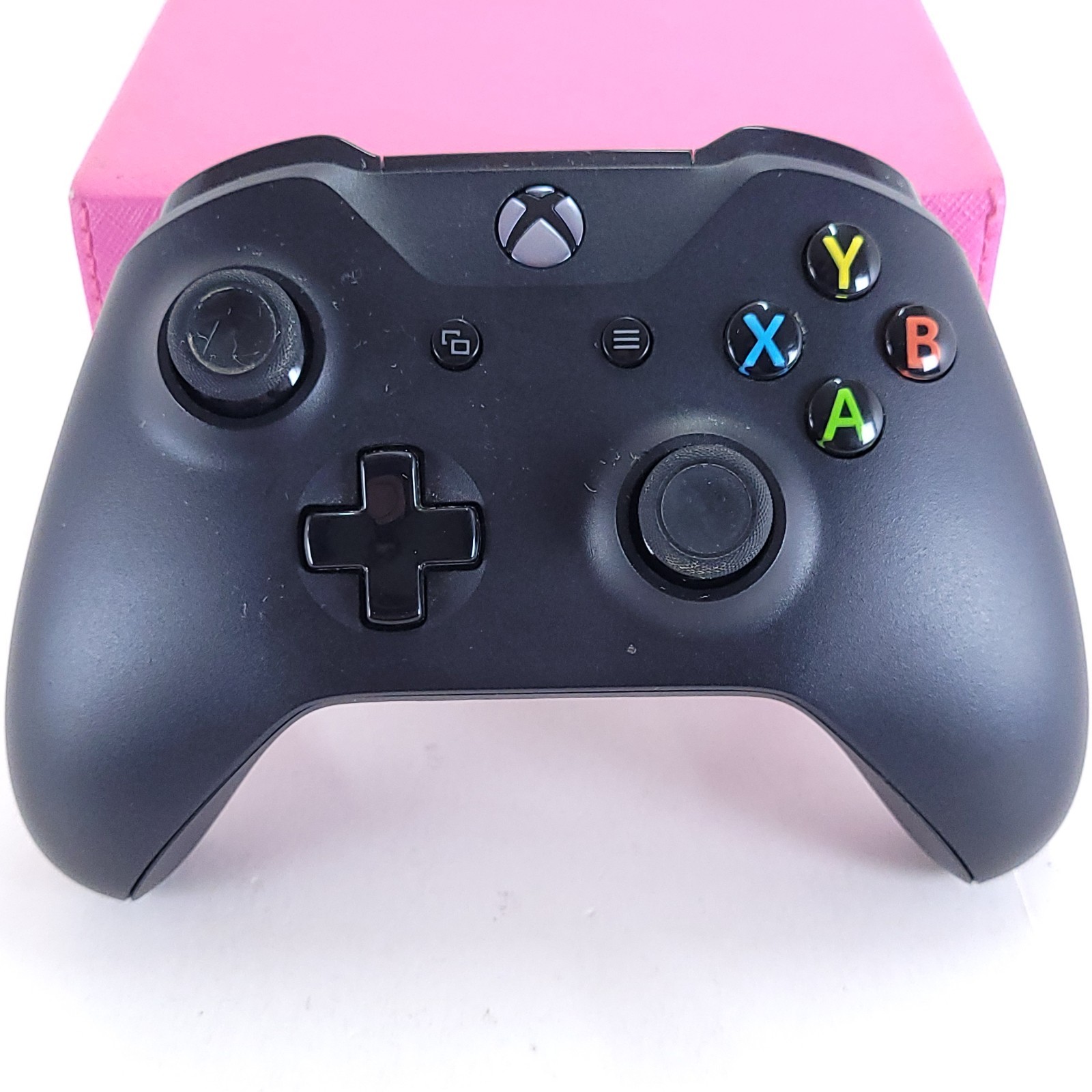 Xbox One PowerA Charging Controller Station CPFA114326-02 w/2 Controllers