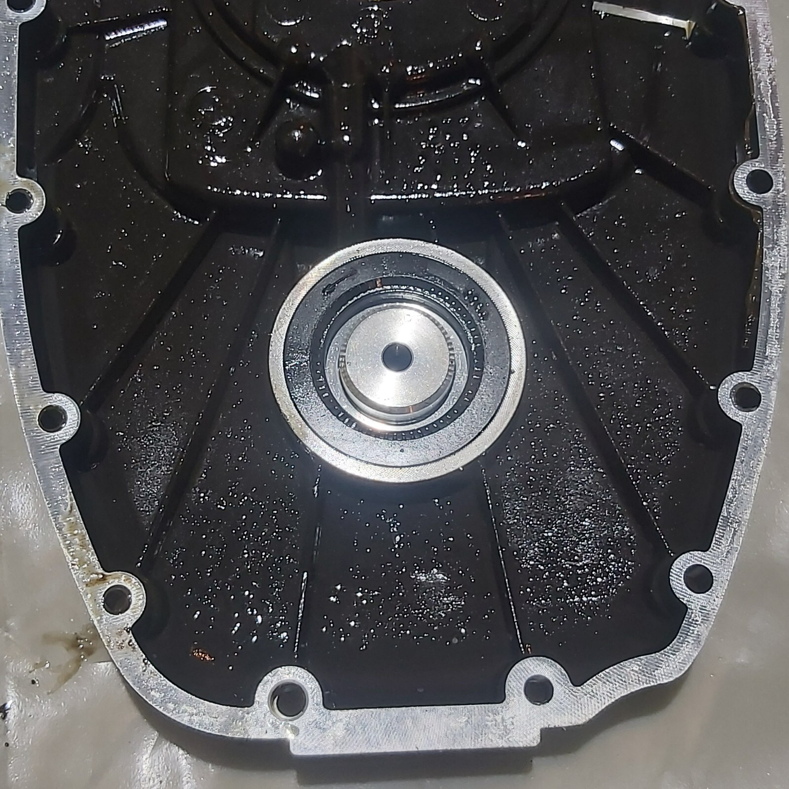 GENUINE BMW R1100 1993 -2001 INNER FRONT ENGINE COVER ALTERNATOR SUPPORT
