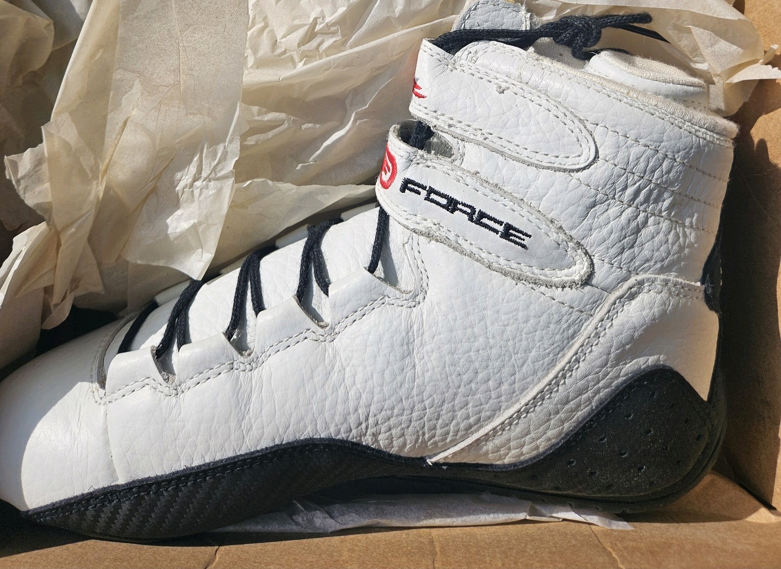 NO Fear Driving Force "T-4" Racing Shoes Size 8 US, White