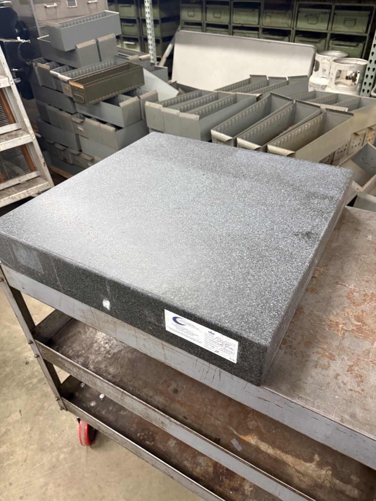 MITUTOYO GRANITE SURFACE PLATE 24 x 24 x 4