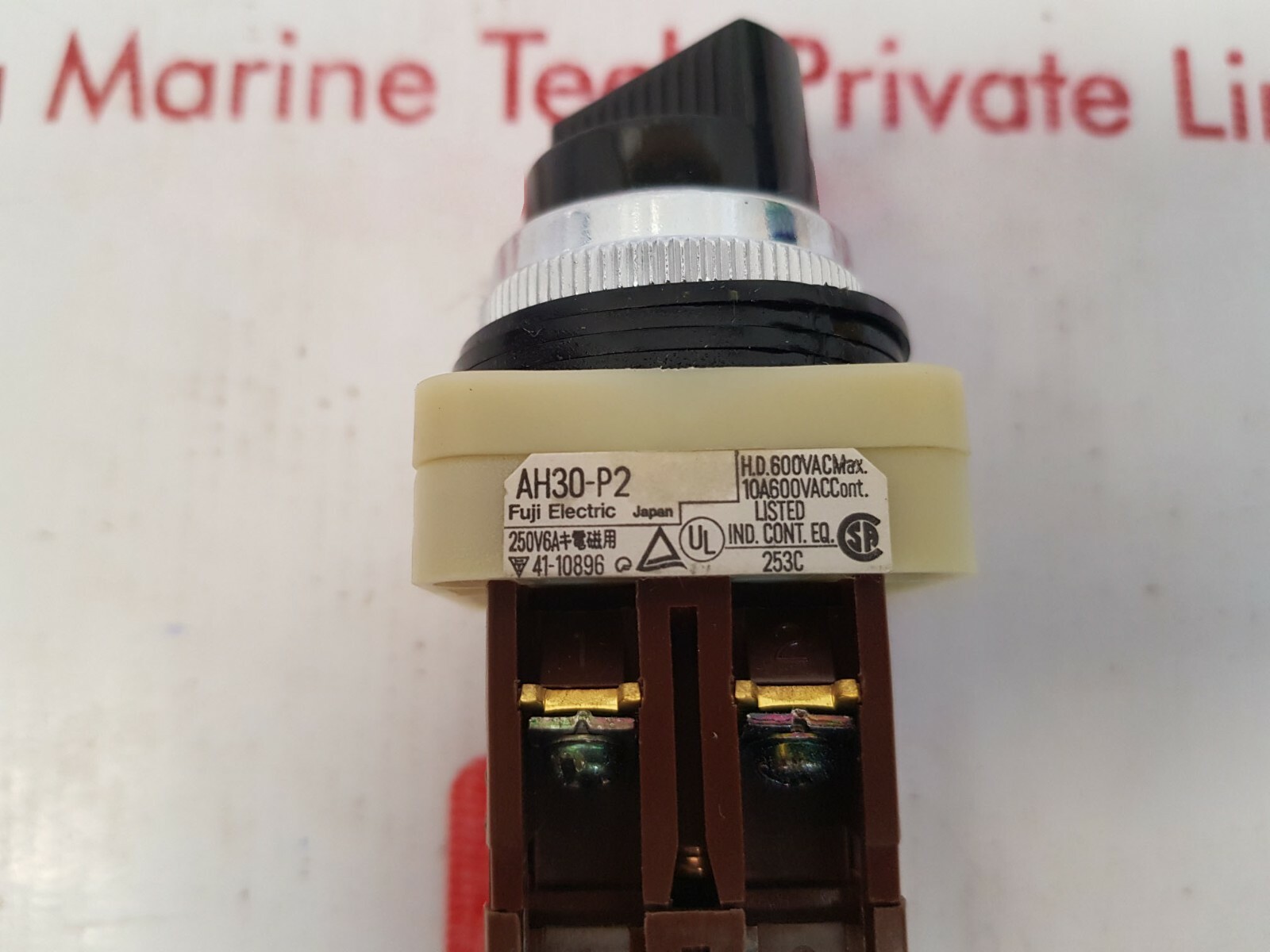 Fuji Electric AH30 Command Switch AH30-P2