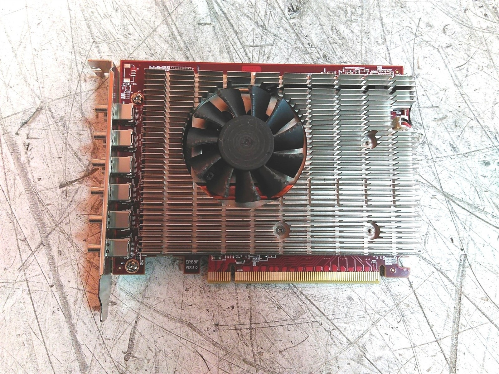 AMD Embedded Radeon E8860 E8860RF 6x Mini-DisplayPort PCIe Video Card