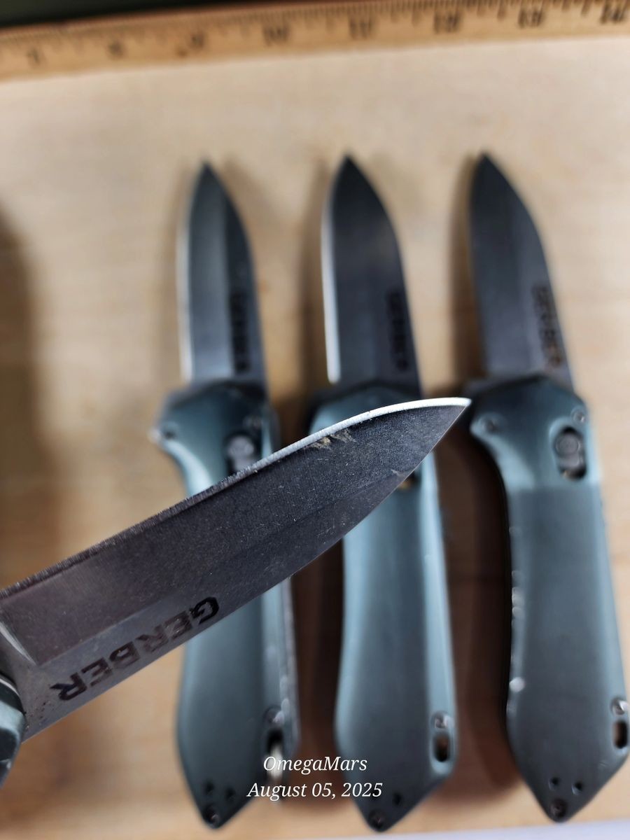 Gerber Highbrow (1)ONE at random. Random color pull, straight edge