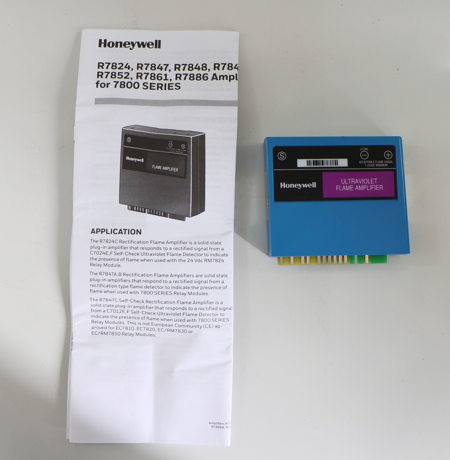 1PCS Genuine Honeywell R7849A1023 Ultraviolet Flame Amplifier New