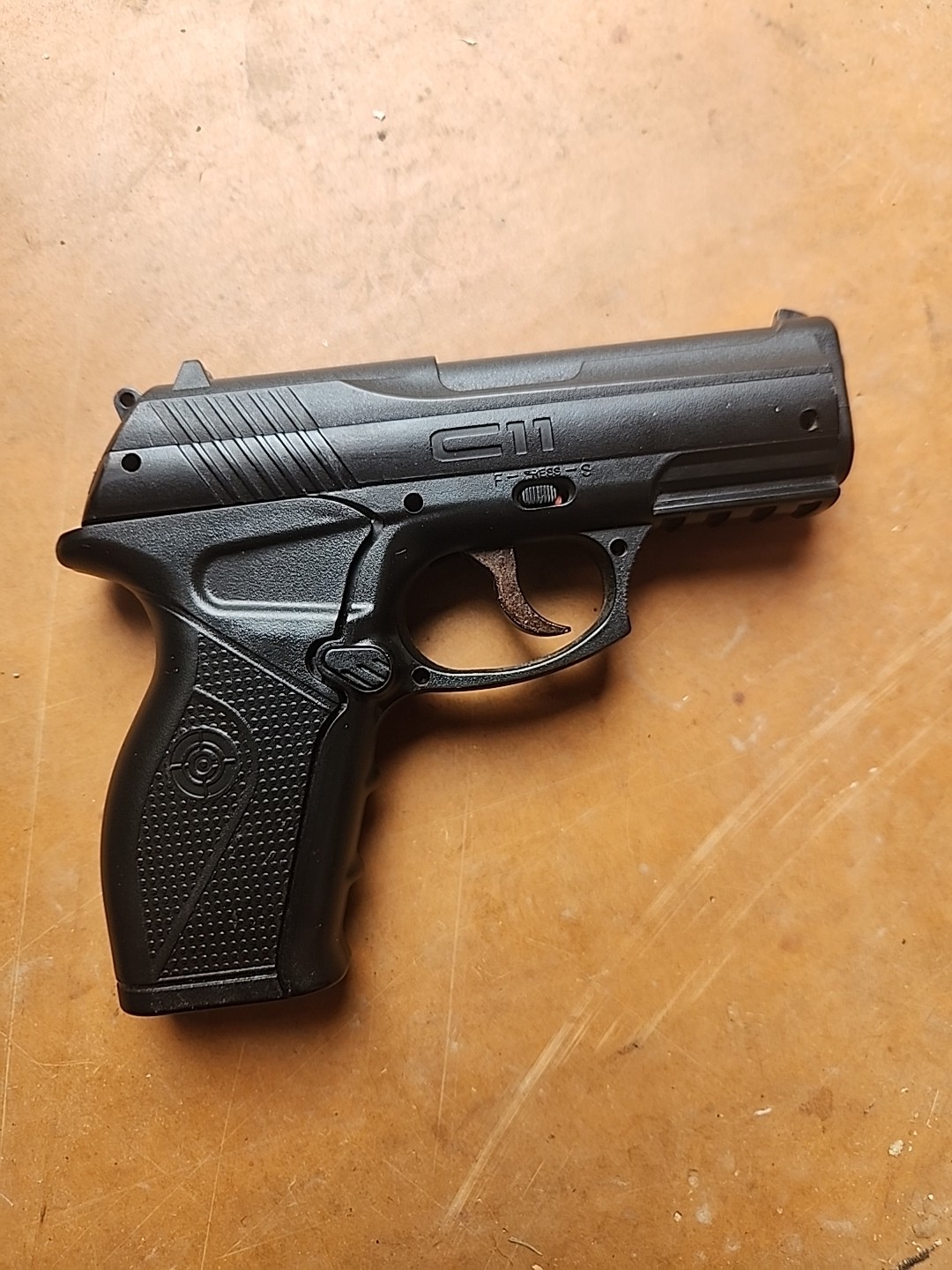Crosman C11 Semi-Automatic CO2 BB Air Pistol