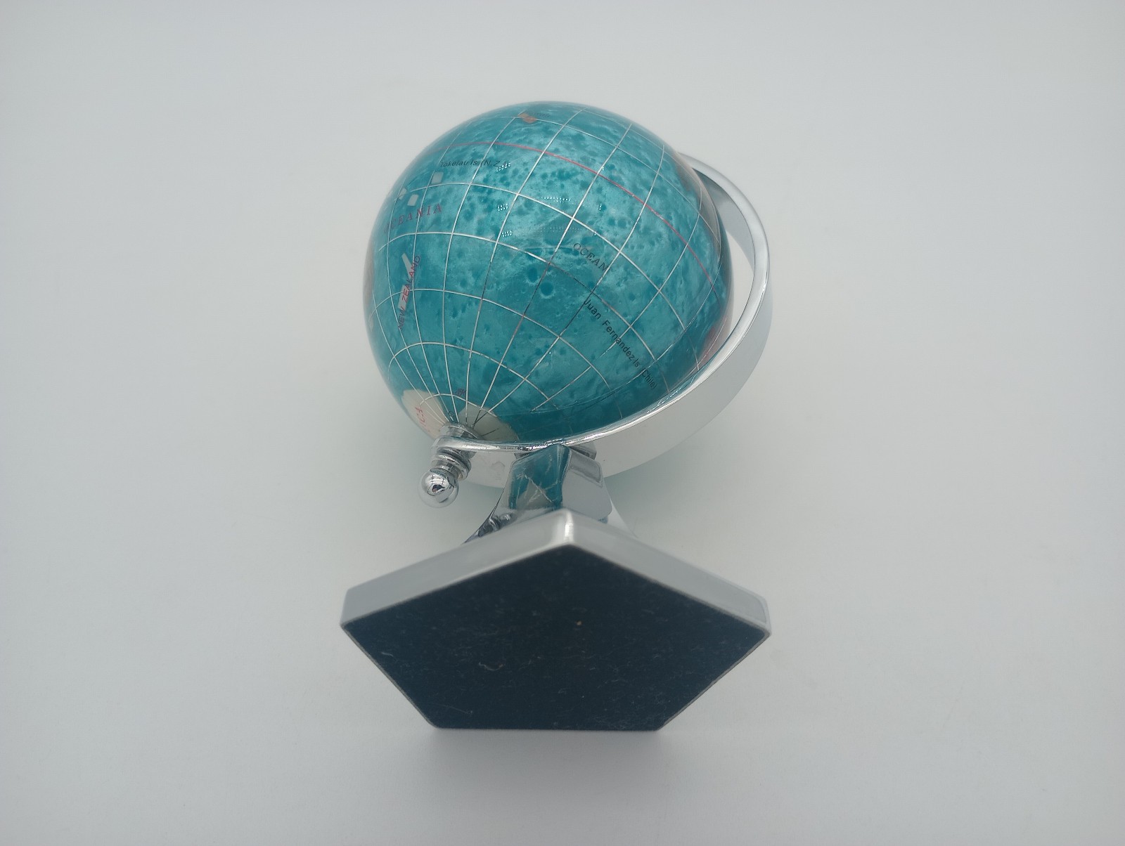 Small Desk Globe Iridescent 6 Inch