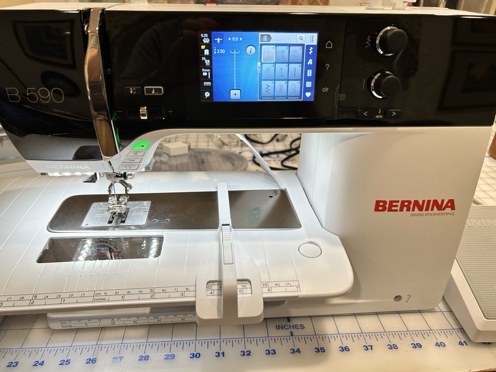 Bernina 590 Sewing Machine & SDT Embroidery Unit