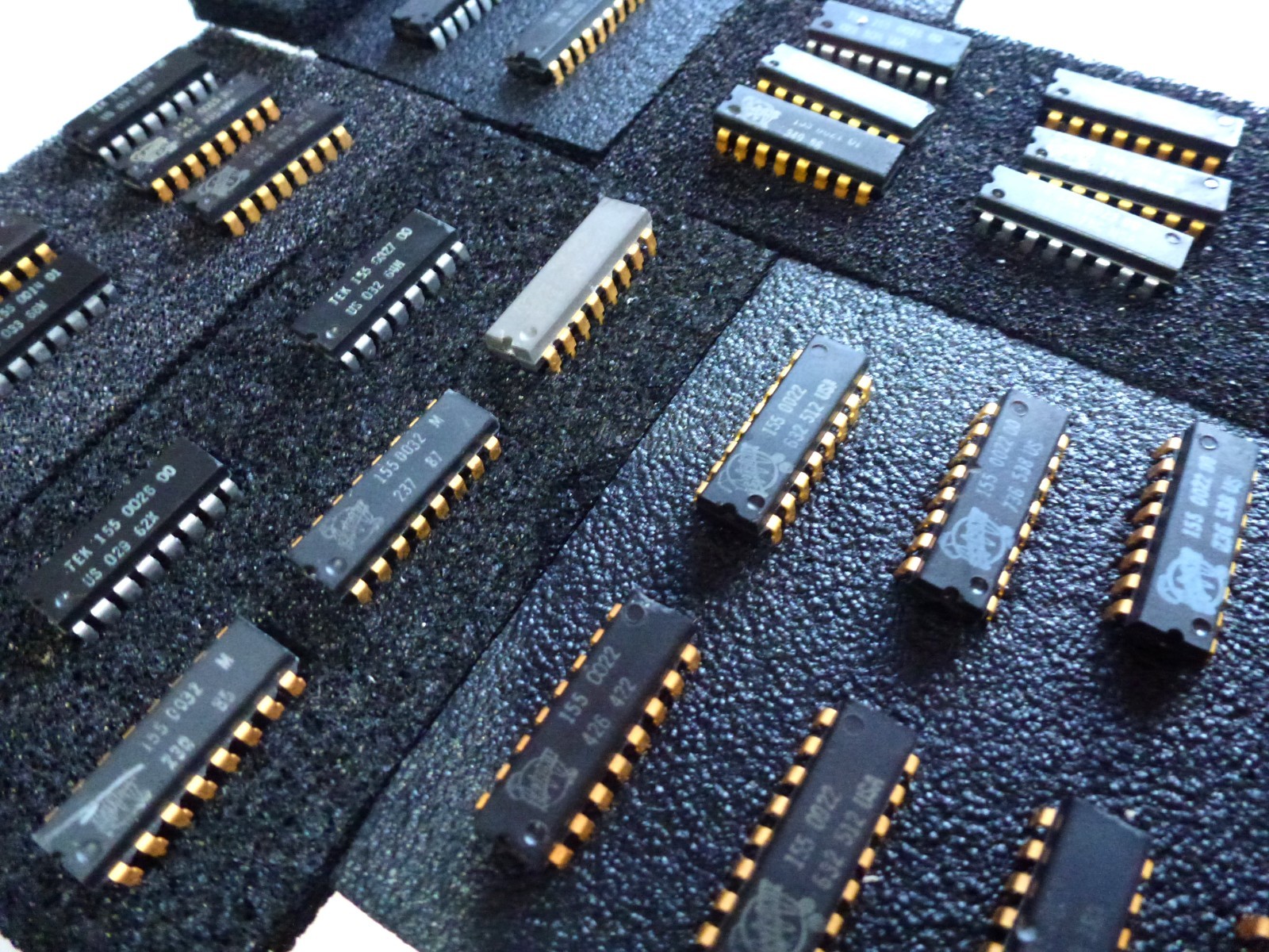 1PC Vintage Tektronix TEK Custom IC Integrated Circuit Chip - New Old Stock