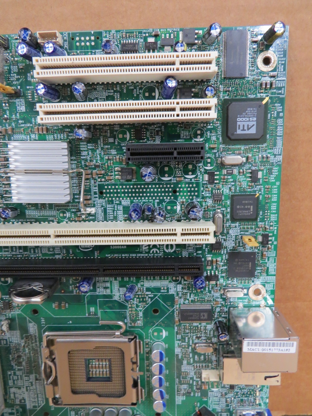 Intel S3000AH D40859-207 Socket LGA775 DDR2 PCI ATX Server Board TESTED