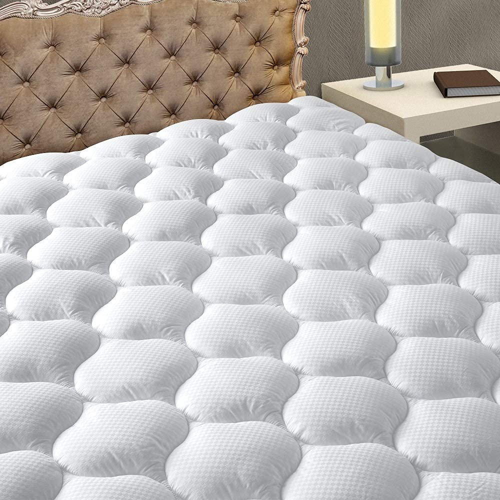 MATBEBY California King Mattress Pad - King, White - Curvy Pattern