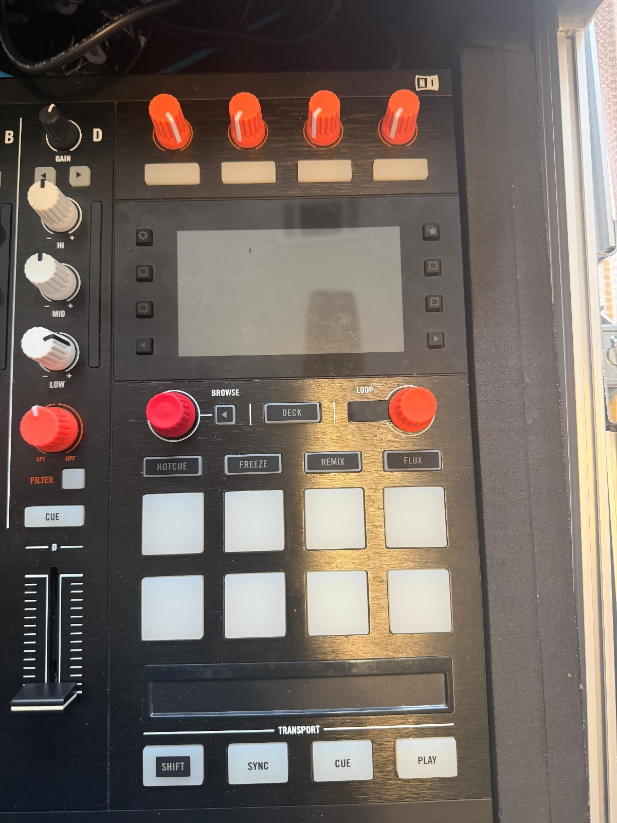 Traktor Kontrol S5 DJ Controller w/Flight Case - Read Description