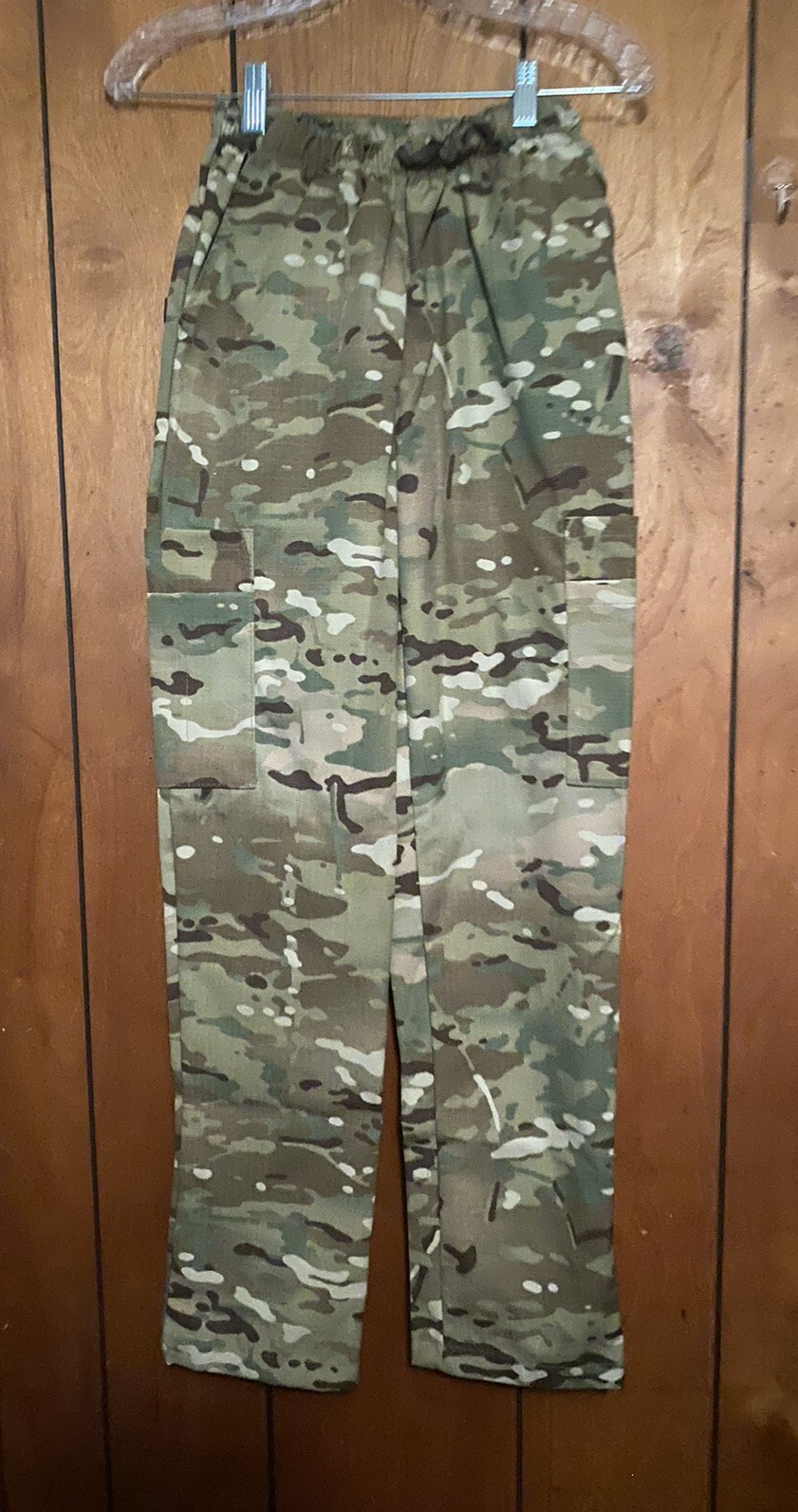NWOT  McGuire Gear Medical Cargo Scrub Pants - Small  Camo, Made In USA