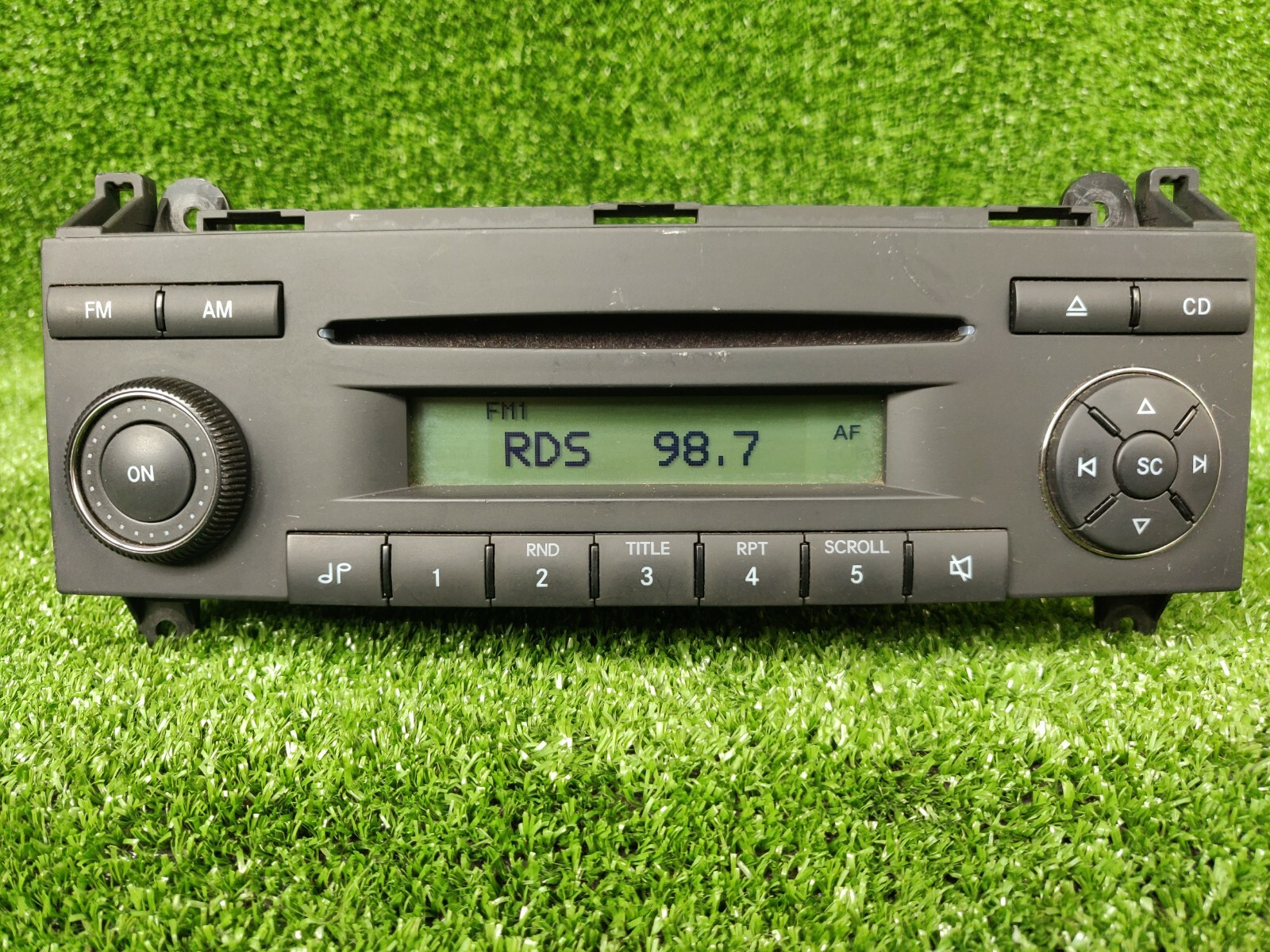 Volkswagen Original Car Radio A0048204086 A004 820 40 86 Hvw9069004000 Original