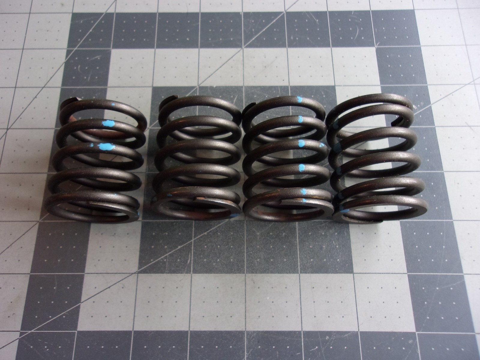 Sealed Power VS641 (4) Valve Springs