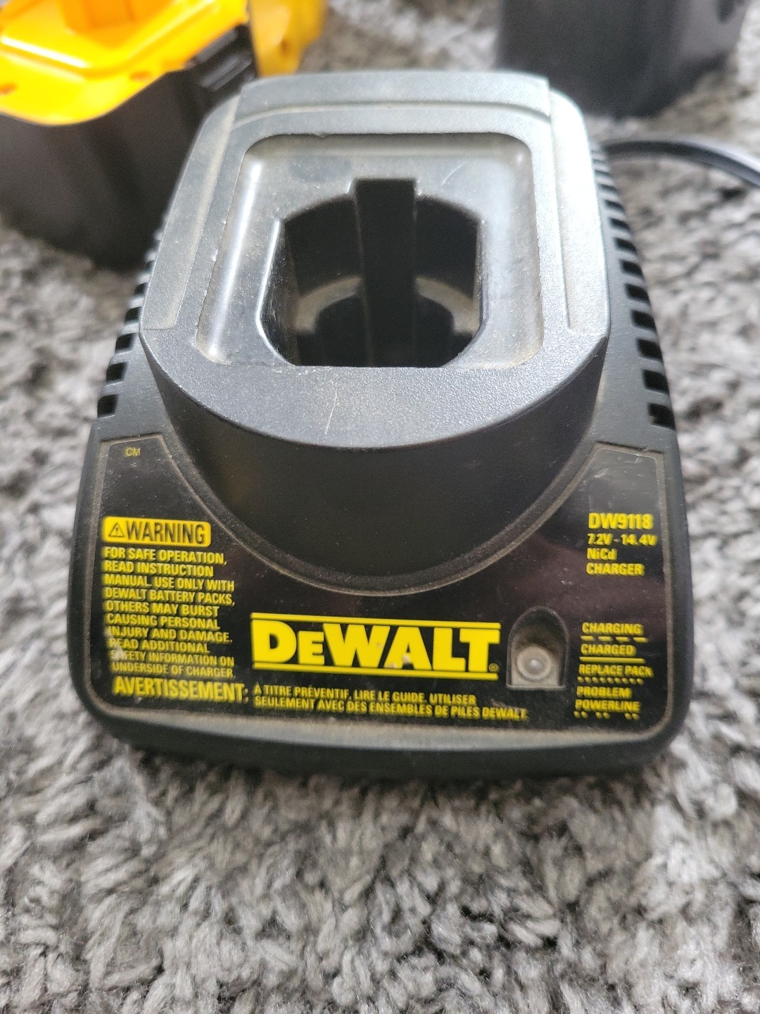 Dewalt Combo Set Kit 12volt Circular Saw, Drill And Light Battery ~Please Read