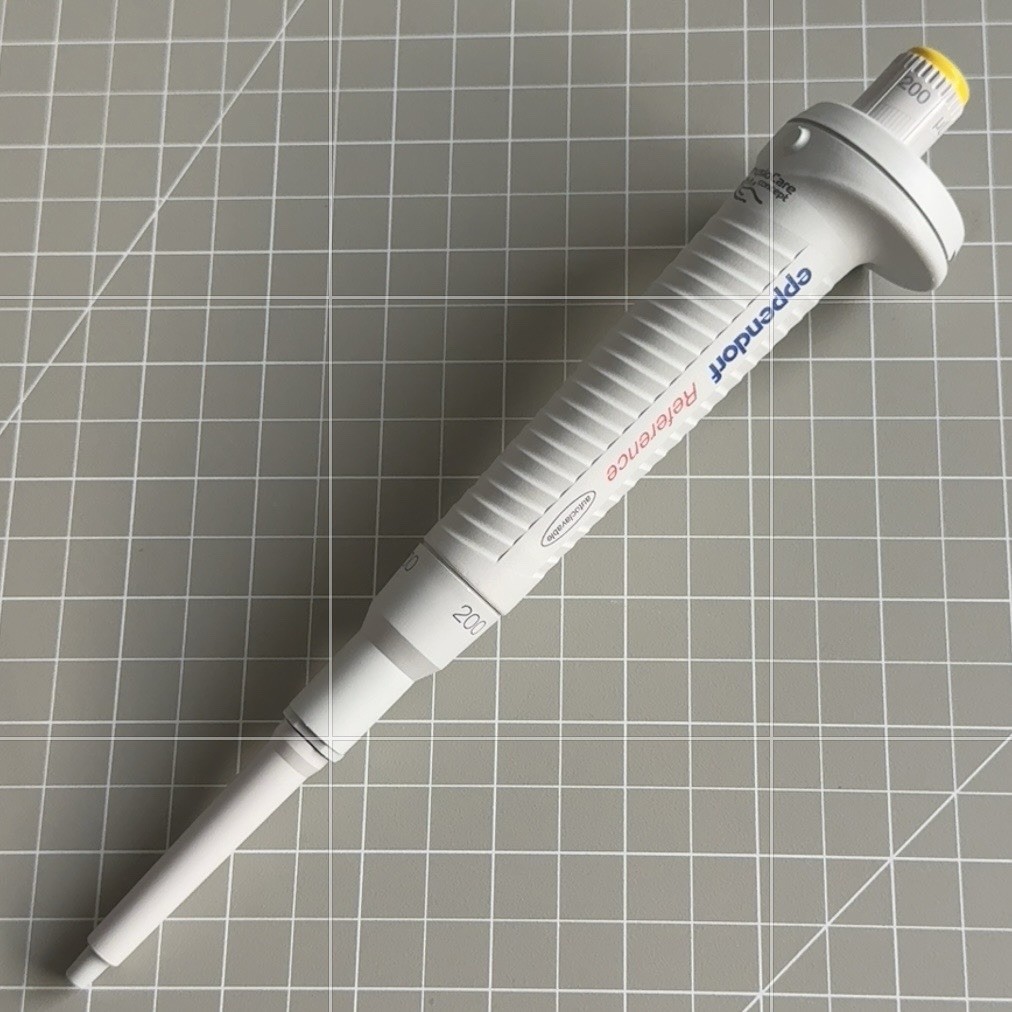 Eppendorf Reference 200µL Adjustable Single Channel Pipette PhysioCare Germany