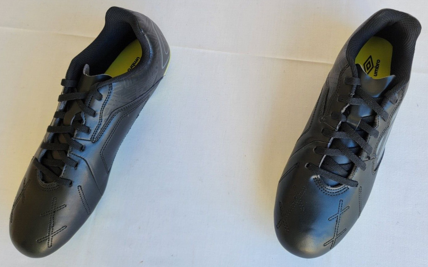Mens Size 11.5 Black Quiet Shade Limeade Umbro Tocco II League FG Soccer Cleat