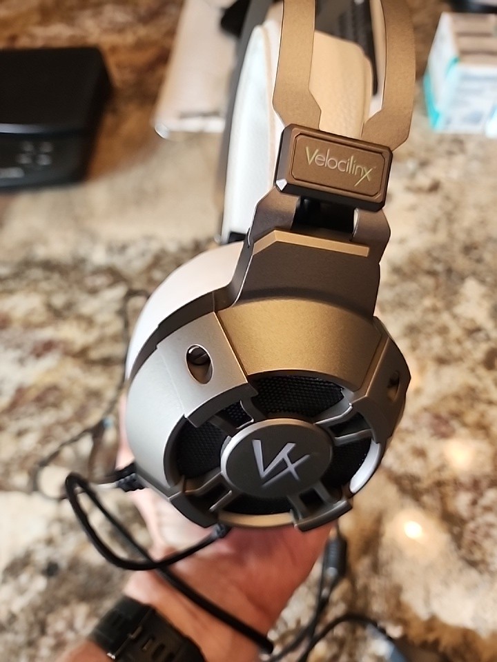Velocilinx Boudicca Wired Gaming Headset Prism Lighting Microphone Headphones