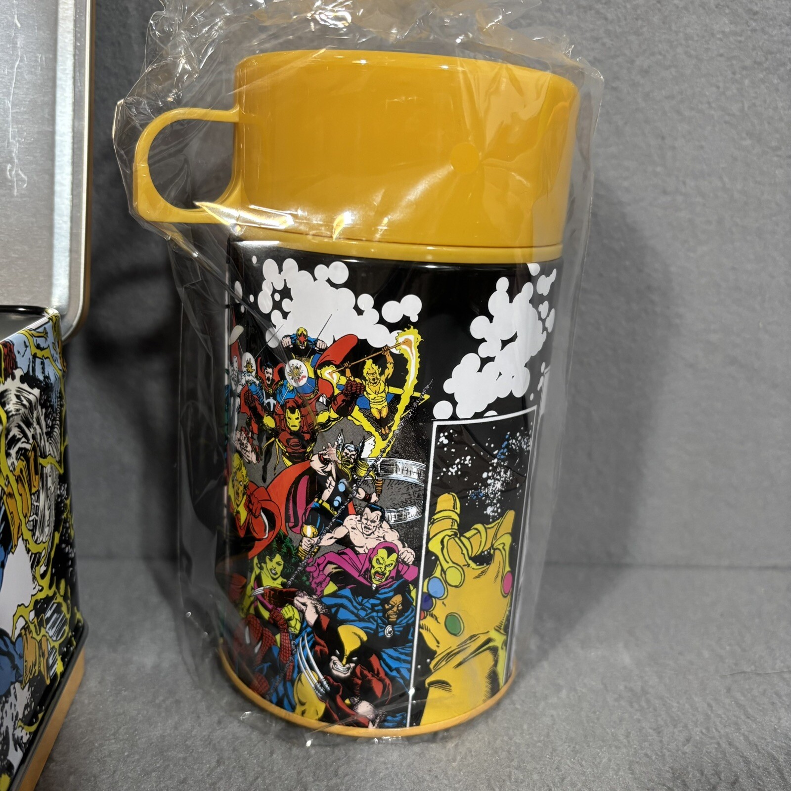 NWT Marvel Comic Infinity Gauntlet Lunch Box Thermos Exclusive 2,500 Made Limit