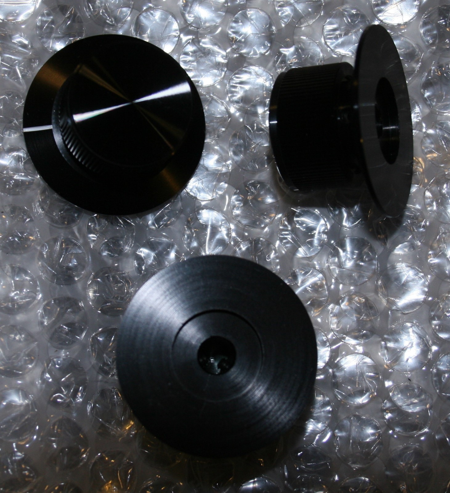 New KNSL900B1/4 Alum. Black Knurled Knob with Skirt & Indicator Line 1/4" Shaft