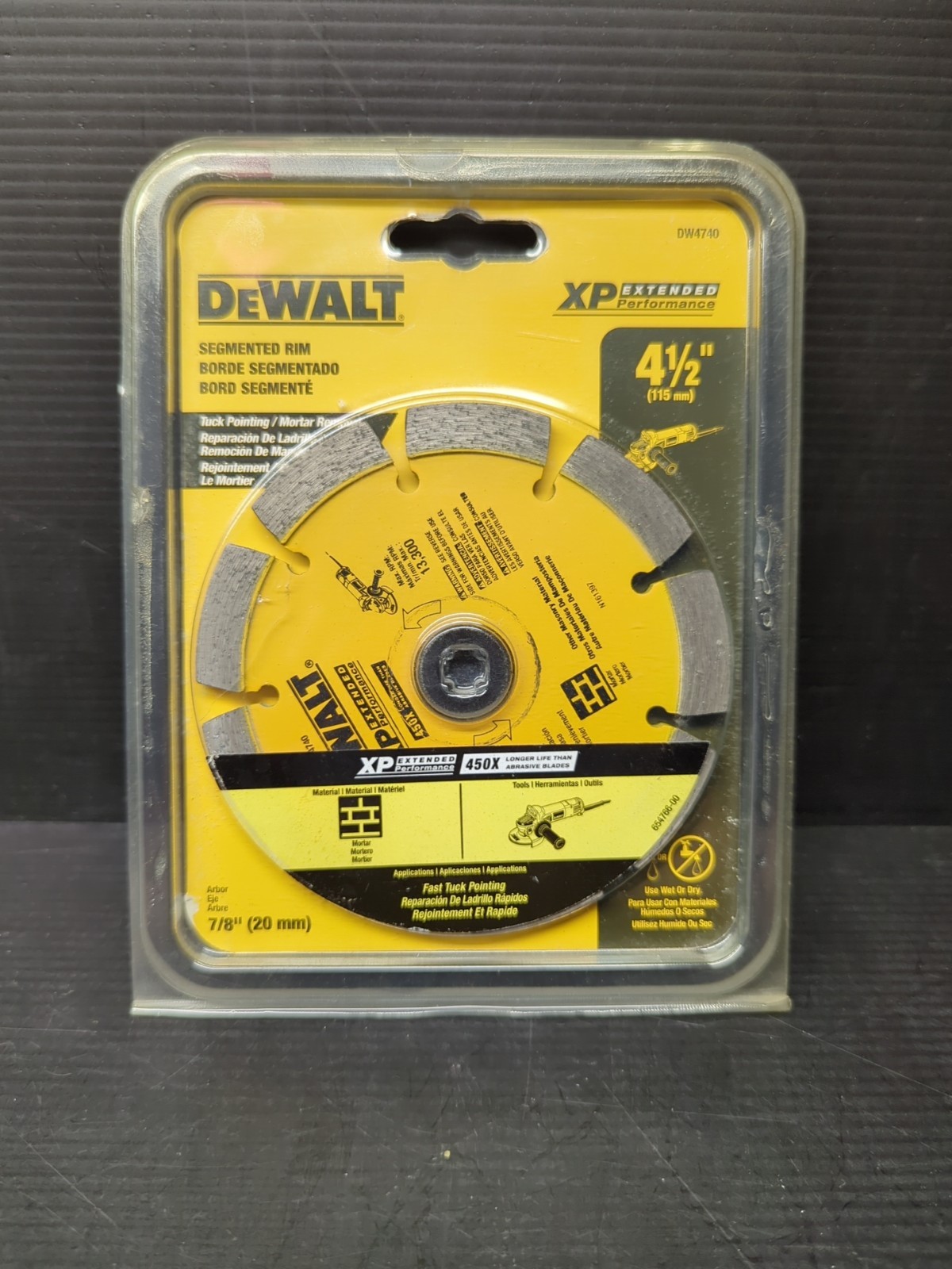 Dewalt DW4740  Diamond Saw Blade Segmented Rim 4-1/2" NEW