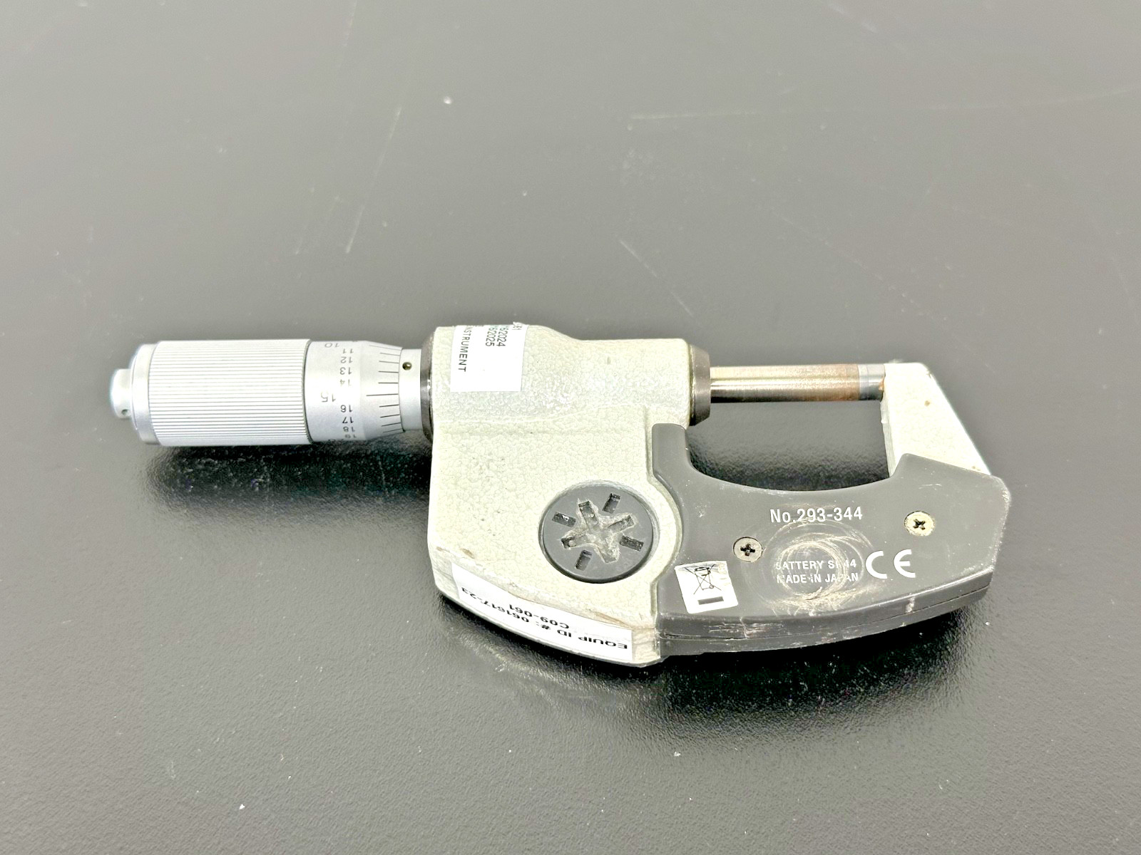 Mitutoyo 293-344 Digital Micrometer 0-1" IP65 Used Untested