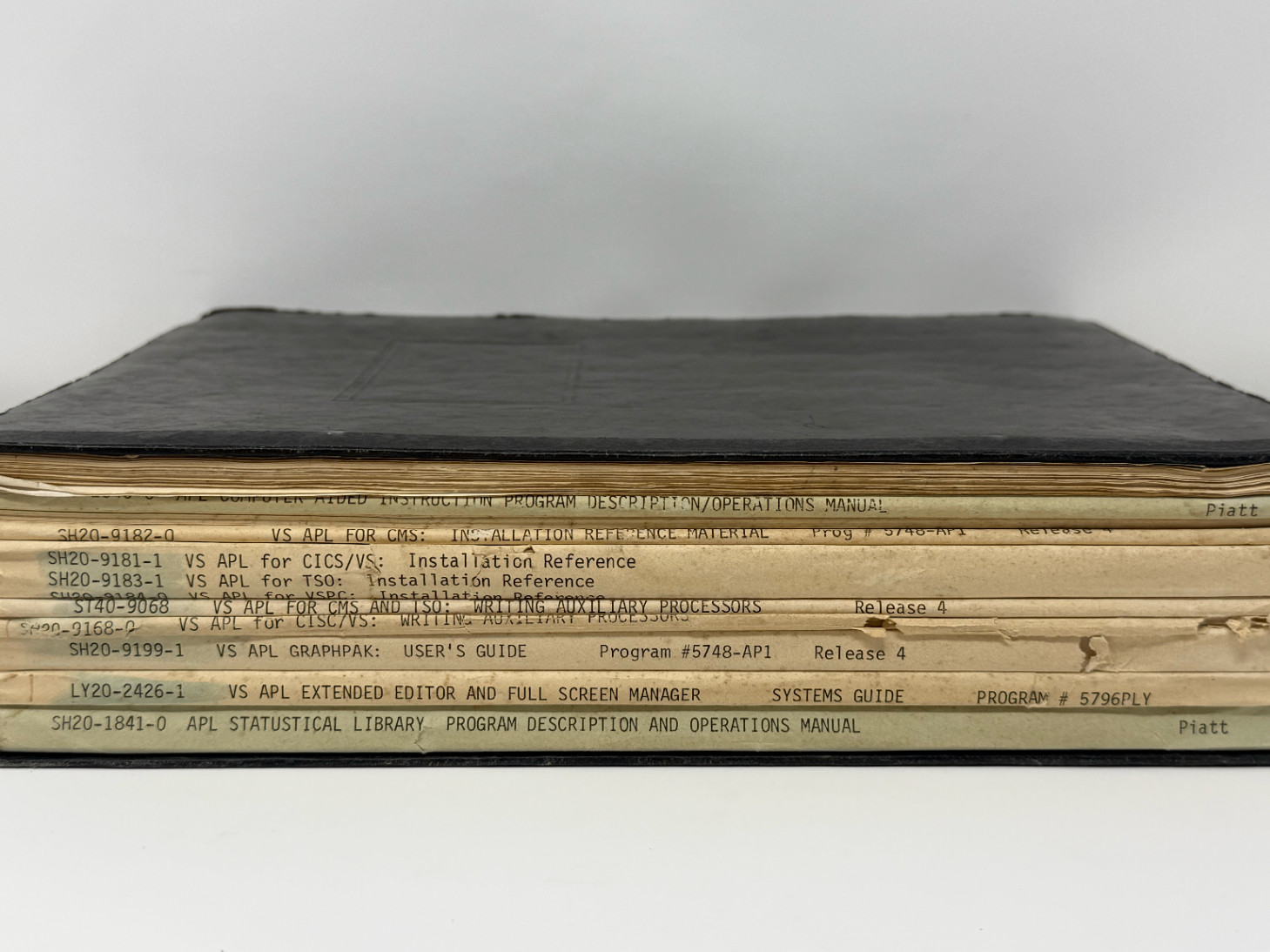 IBM APL Programming Manual Vintage Computer Reference 1982 Binder