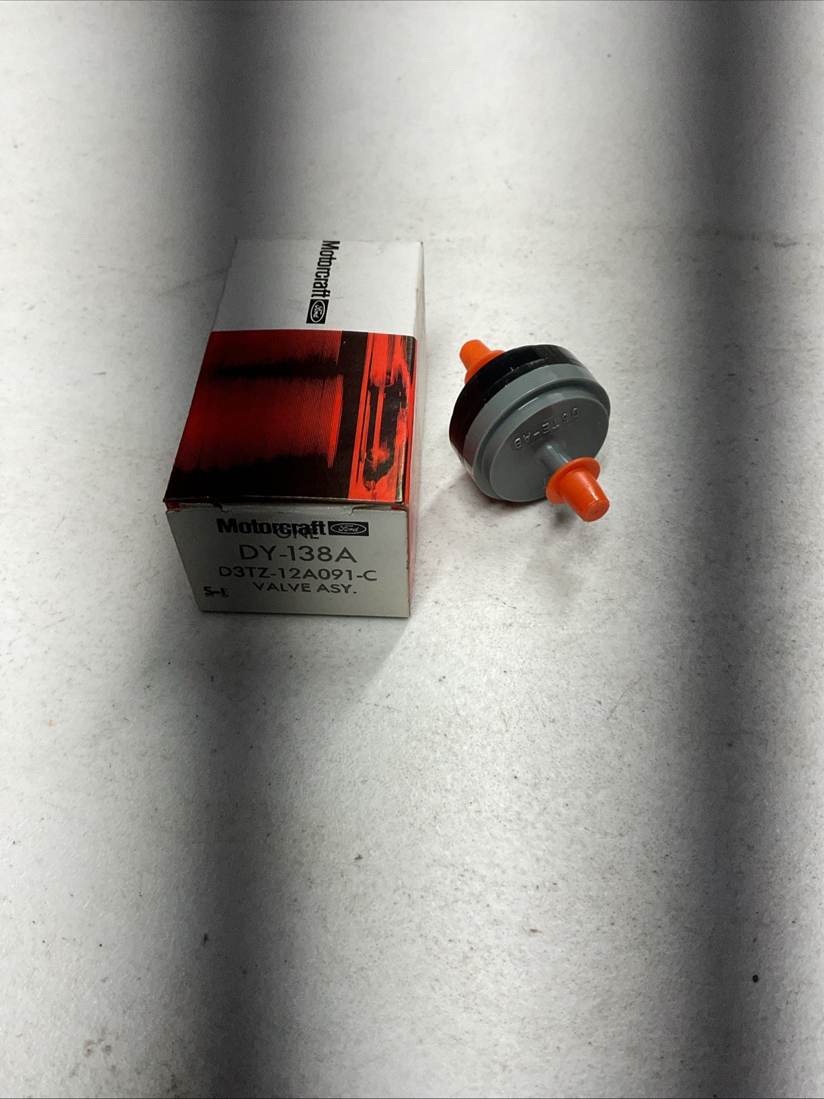 Motorcraft DY-138A / D3TZ-12A091-C Distributor Vacuum Control Spark Delay Valve