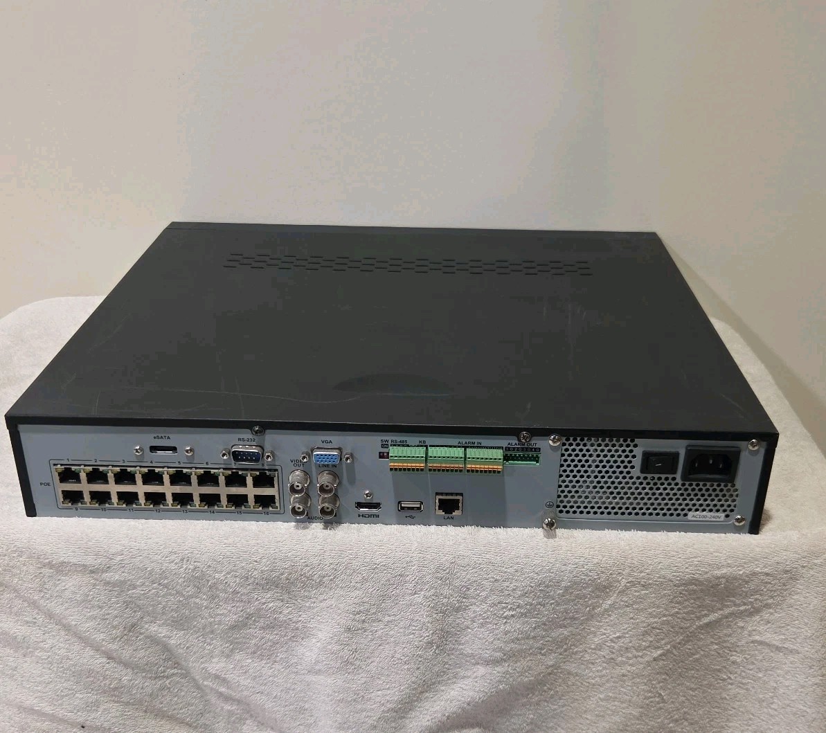 DS-7716NI-SP 16-Channel NVR