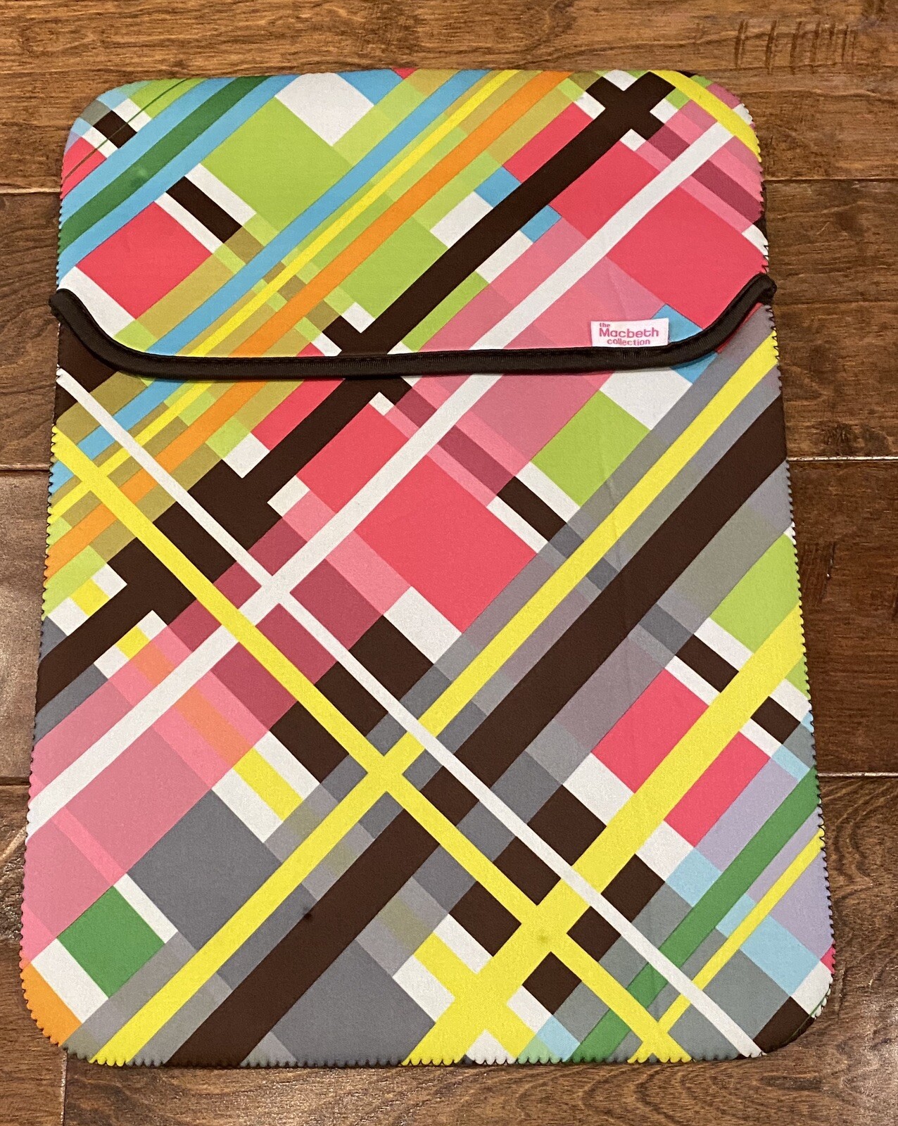 Macbeth Collection Reversible Laptop Sleeve Neoprene 15 1/2" x 11"