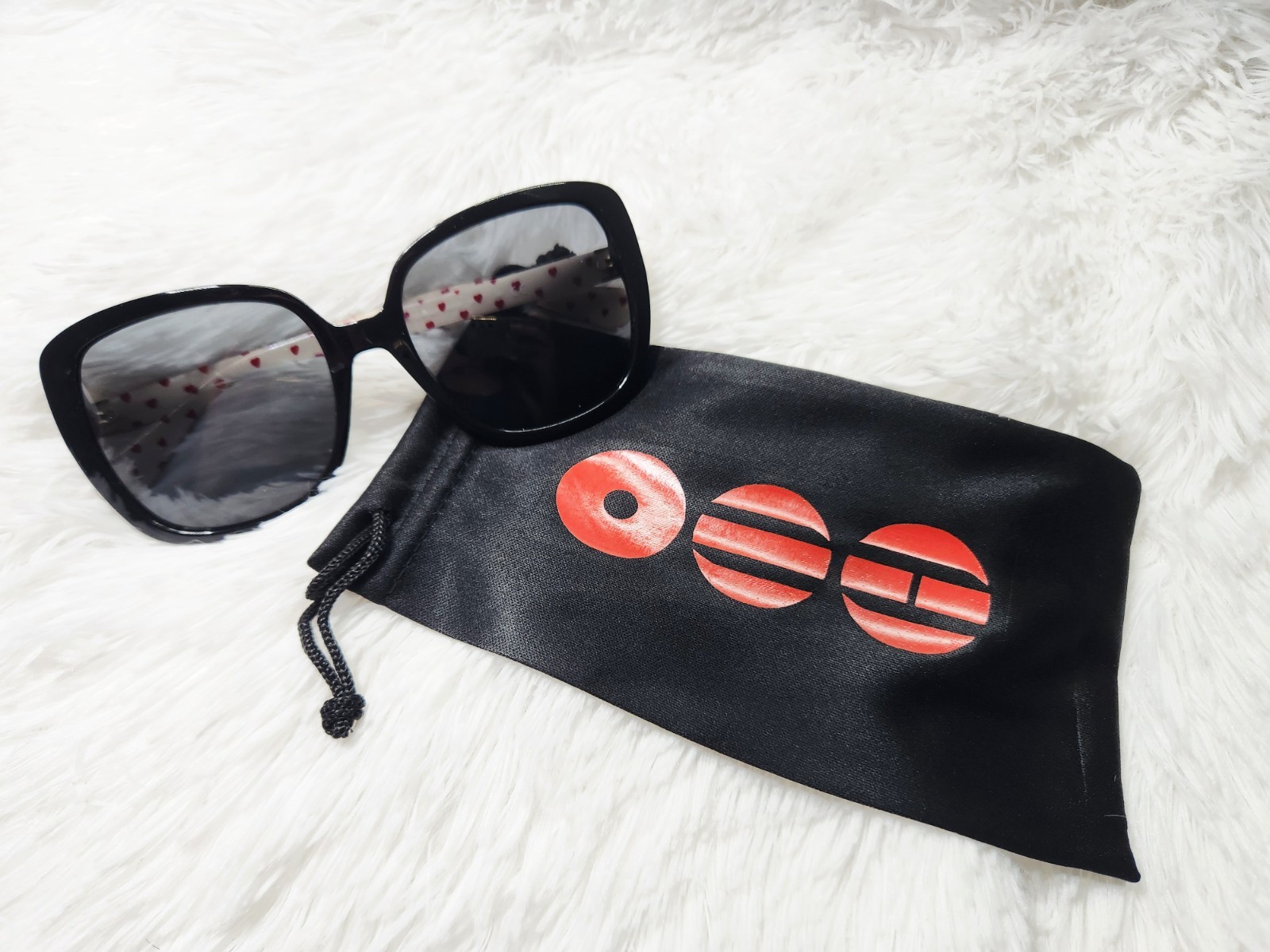 BTS Arirang Soft drawstring Sunglass Case