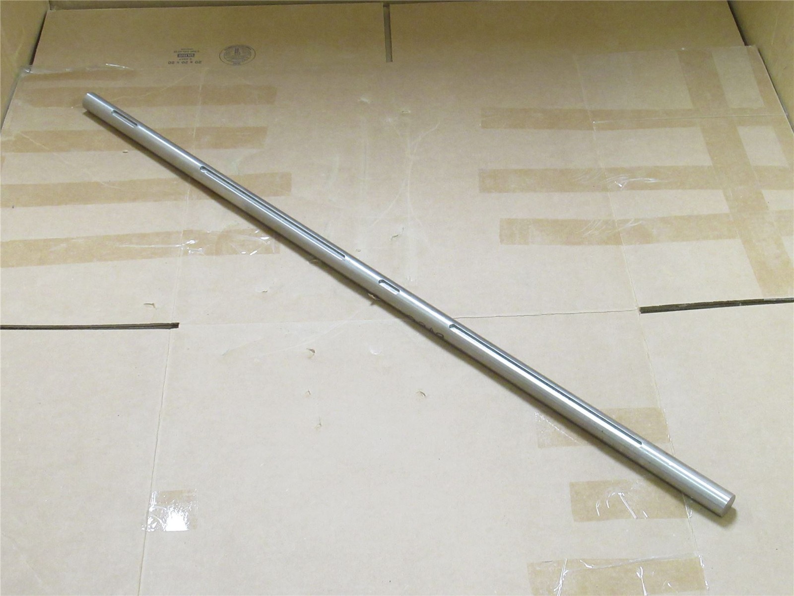 240171 Old-Stock; Ossid 34HU8996 Gripper Drive Shaft; SS; 975mm Long x 25mmOD