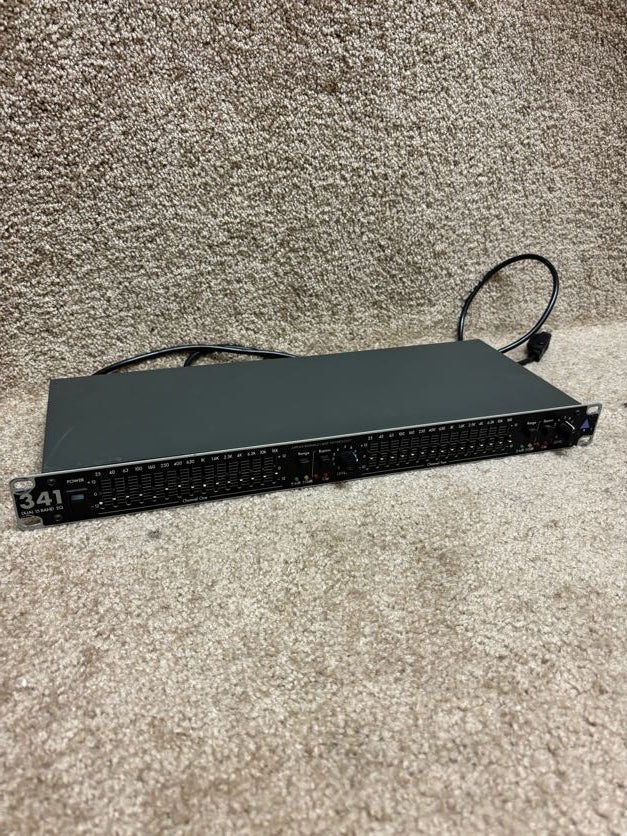 ART 341 Dual 15 Band EQ