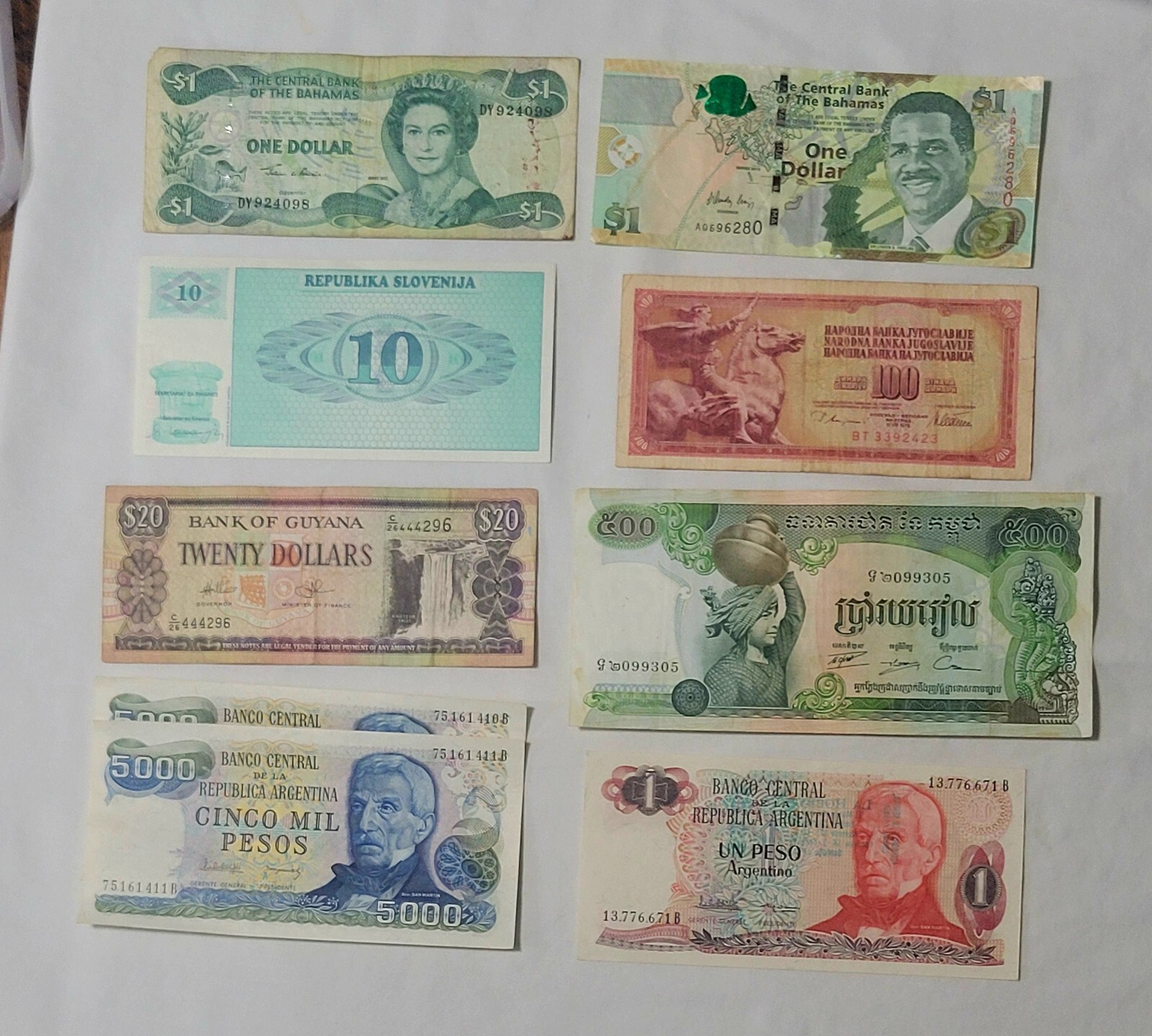 Vintage World  Banknote lot .