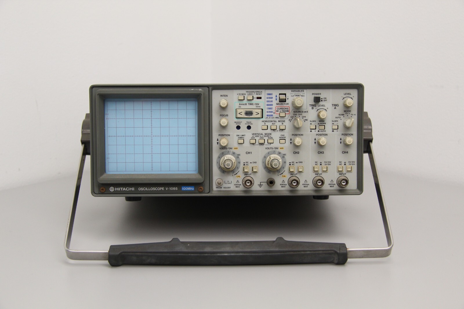 Vintage Hitachi V-1085 4 Channel 100 MHz Oscilloscope