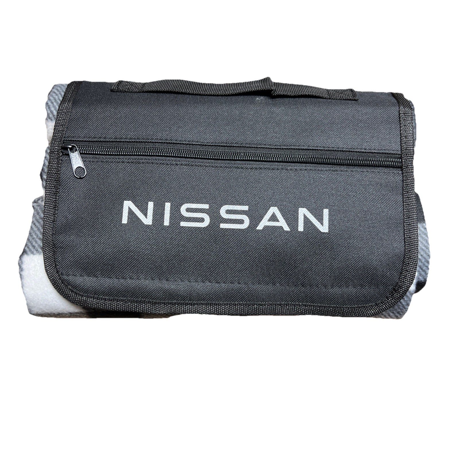 Genuine Nissan Merchandise 9999843254 Summer Collection Kit Carry Bag Frisby Set