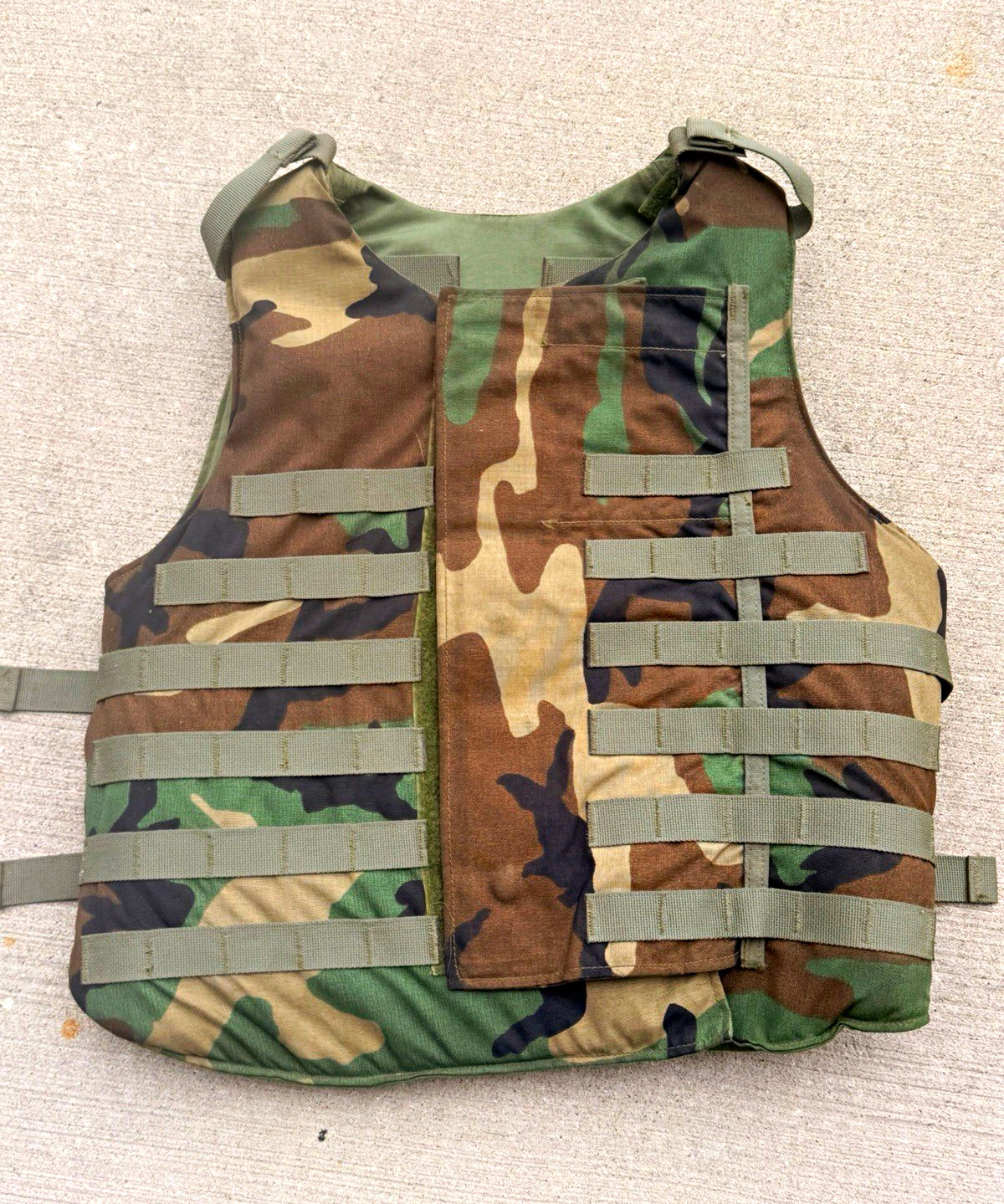Tactical Flak Vest Woodland Camo Size Small USMC