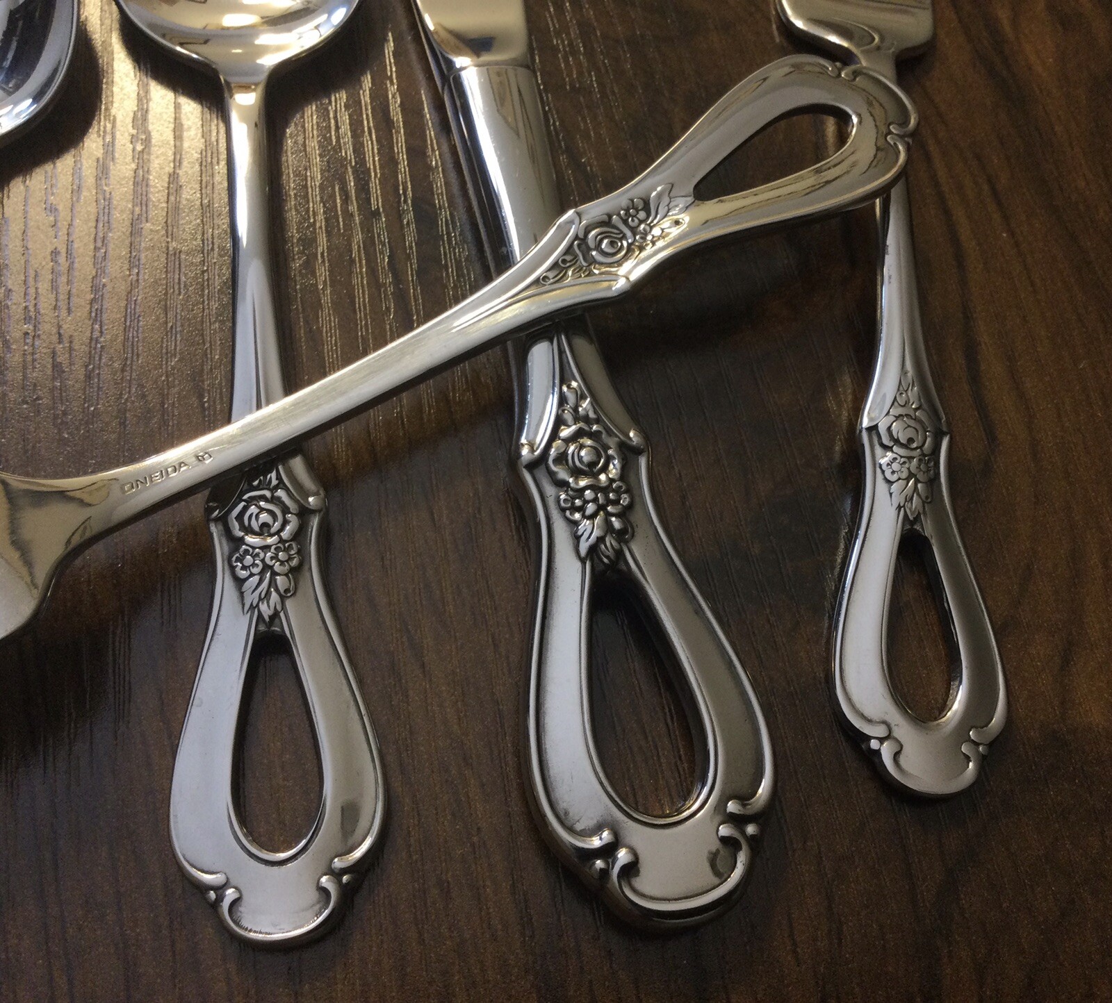 ONEIDA - TOUJOURS - CUBE Stainless Silverware Flatware * CHOOSE YOUR PIECES