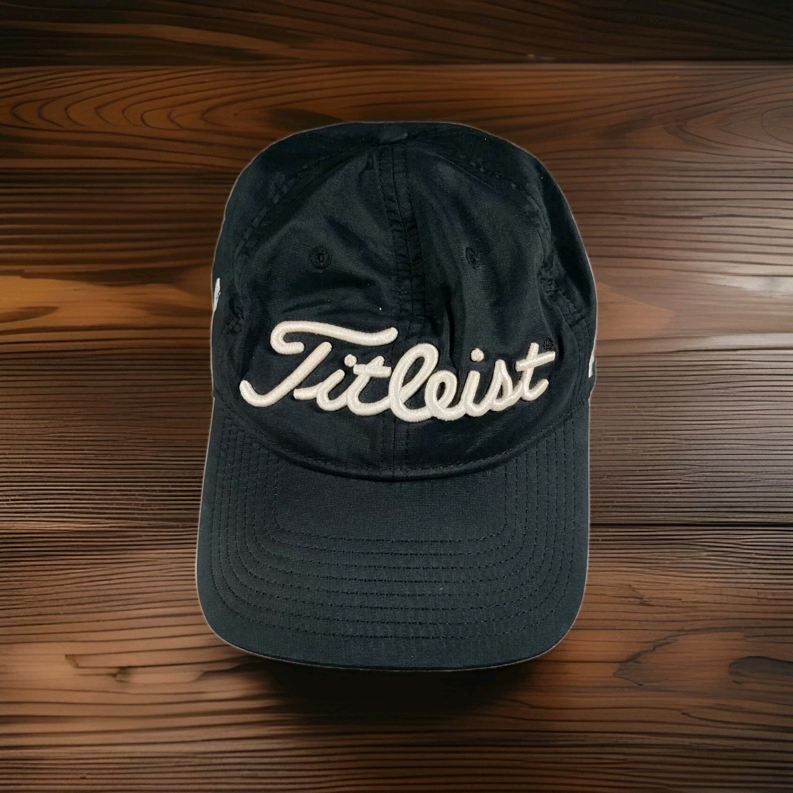 Titleist Hat Cap Snapback Men Black Golf Pro V1 Logo Sports Spell Out