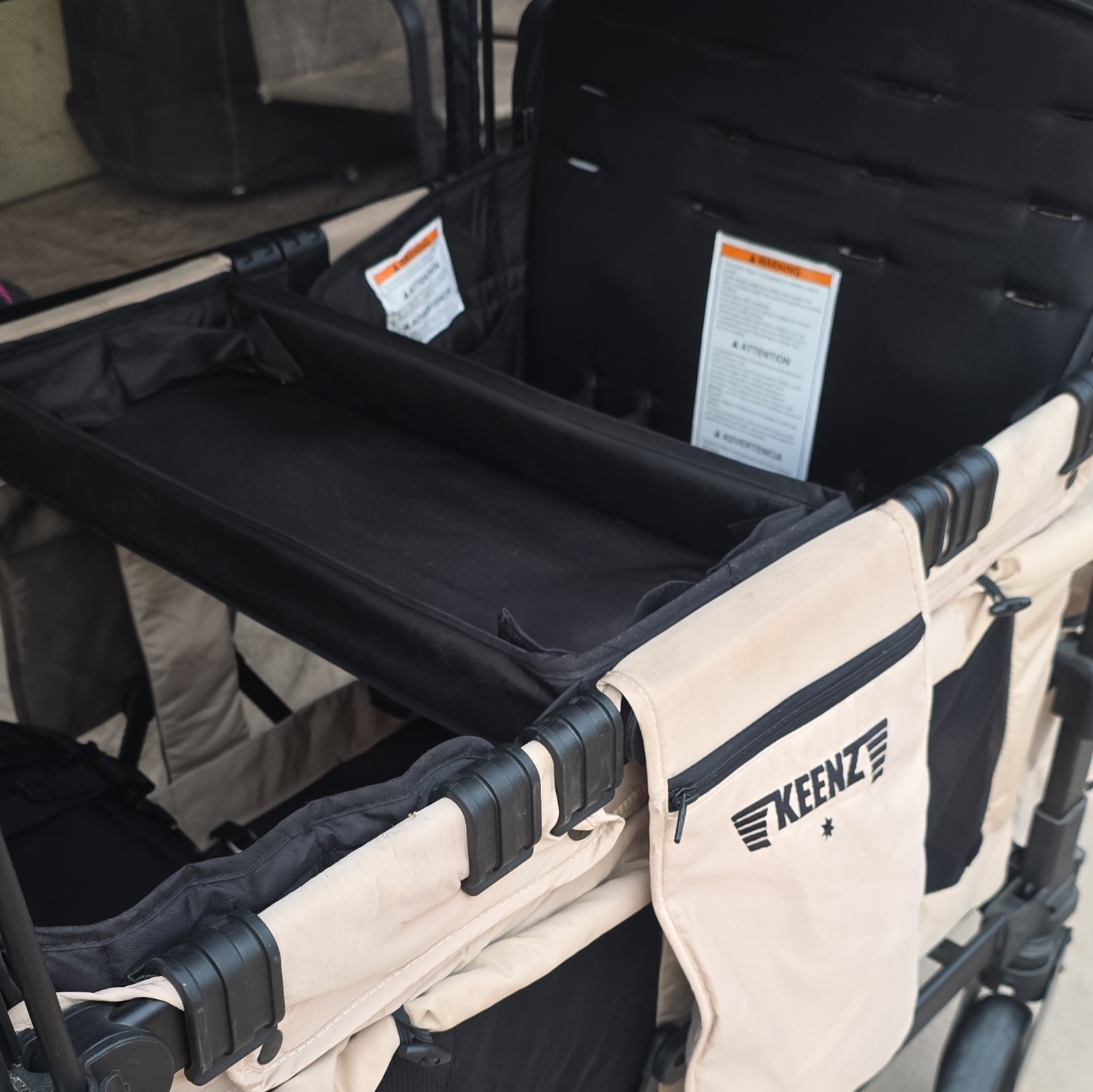 KEENZ vyoo4 Quad Stroller Wagon Foldable Canopy Storage Beige/Black