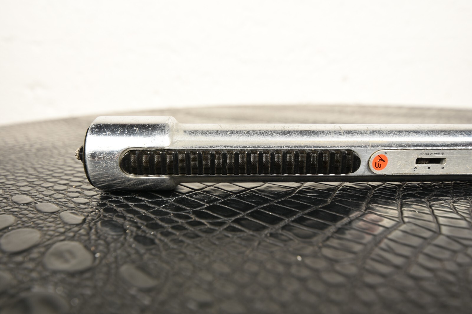 Electro Voice EV 674 Dynamic Cardioid Microphone Lightsaber Handle AS IS