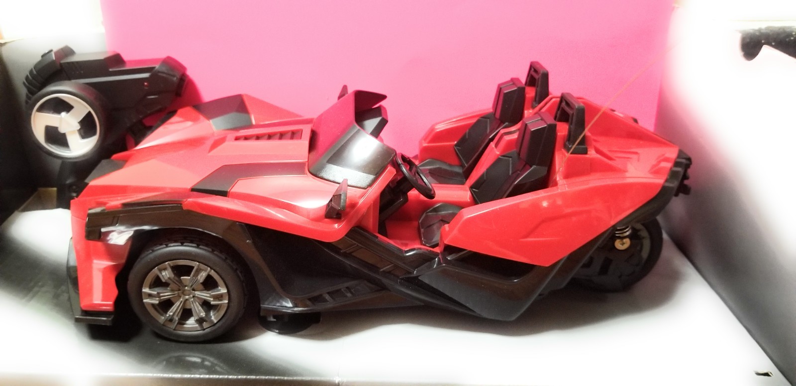 Polaris Slingshot Red RC Toy Remote Control Toy