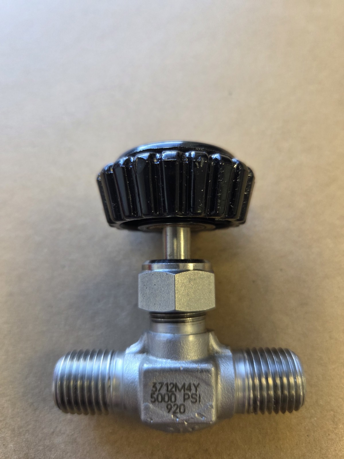 1/4" HOKE SS Needle Valve 3712M4Y 5000 PSI