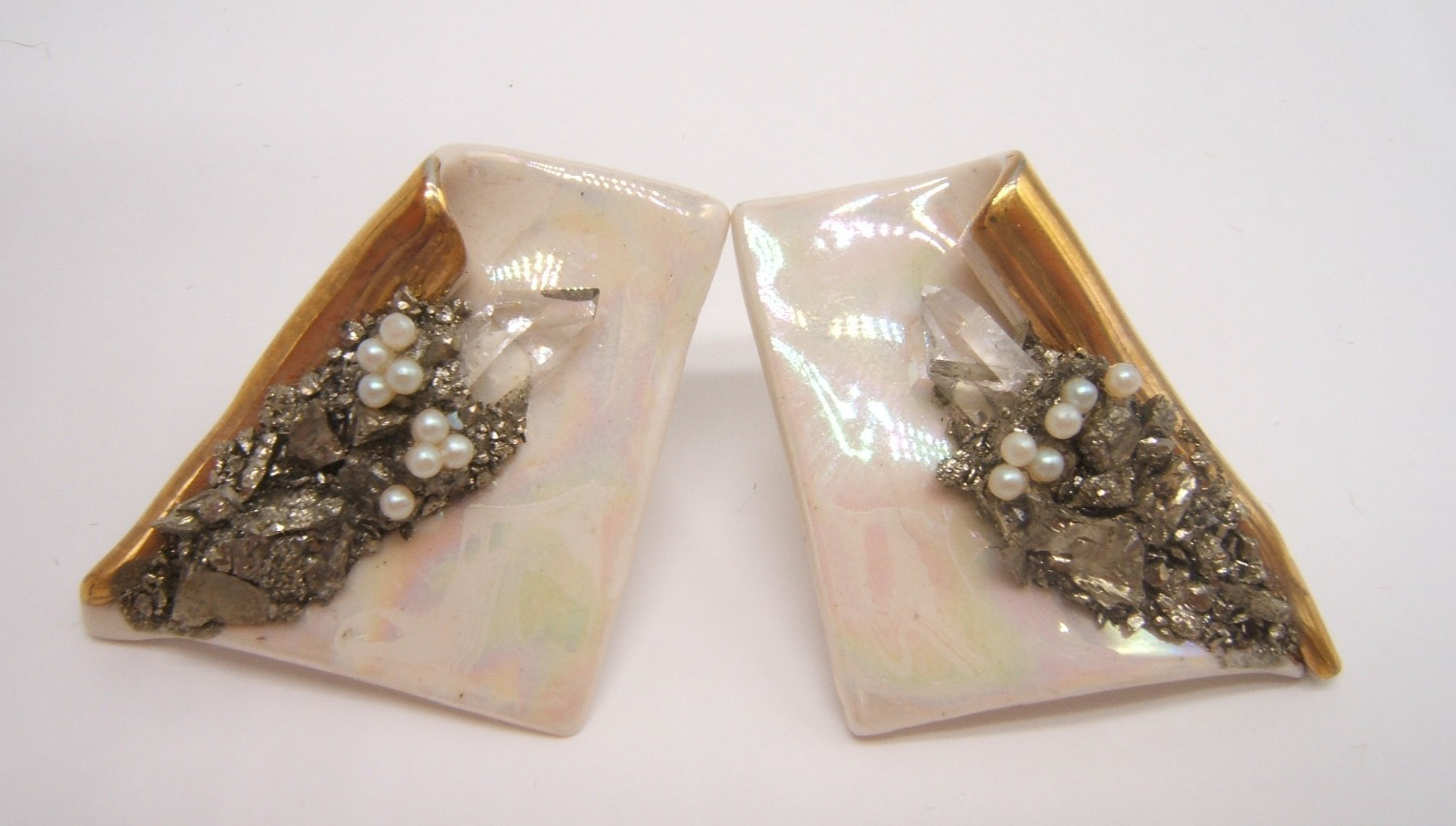 VTG HANDMADE ARTISAN PORCELAIN EARRINGS VERY FANCY LUSTER FINISH