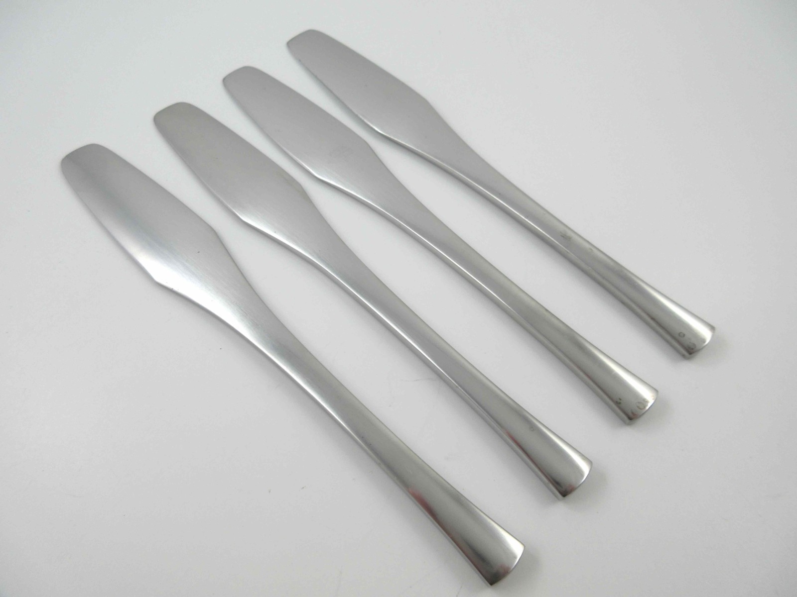 Dansk ODIN 4 Butter Spreaders Satin Stainless Steel Flatware Japan
