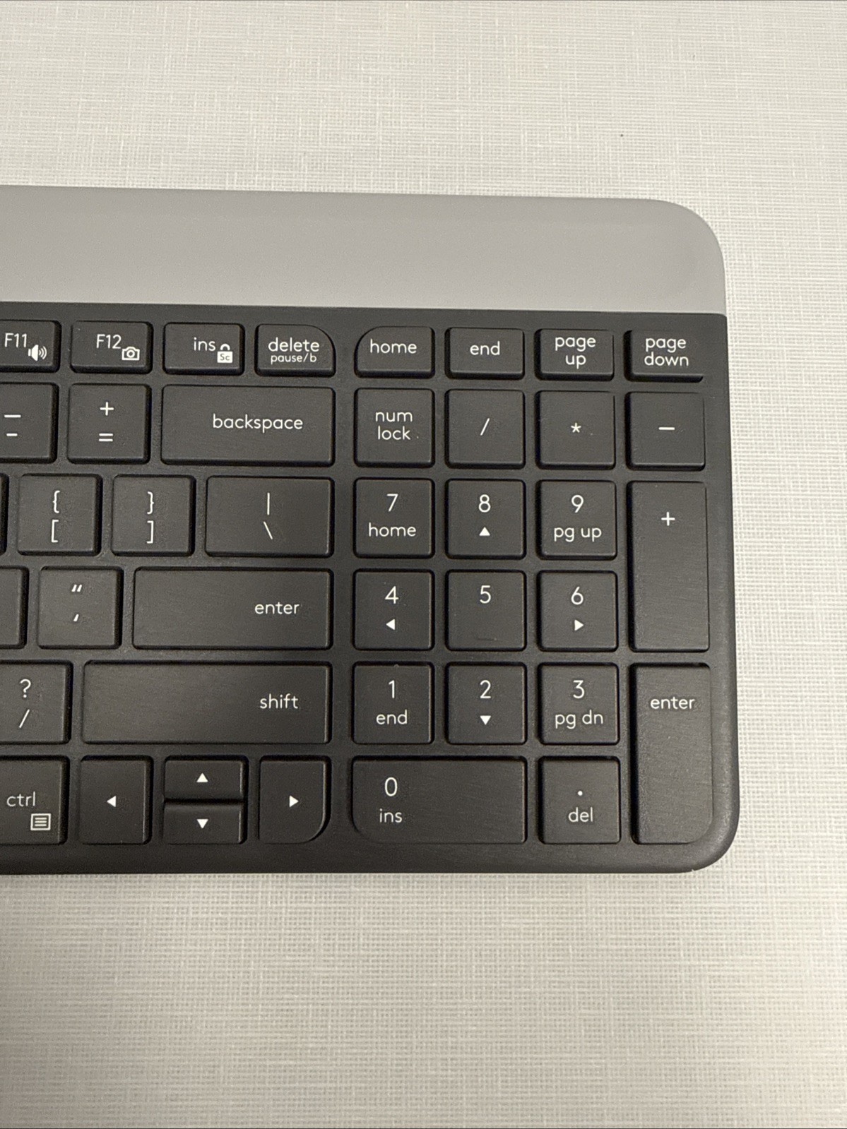 Logitech K470 Full Size Wireless Scissor Keyboard - Black & Silver