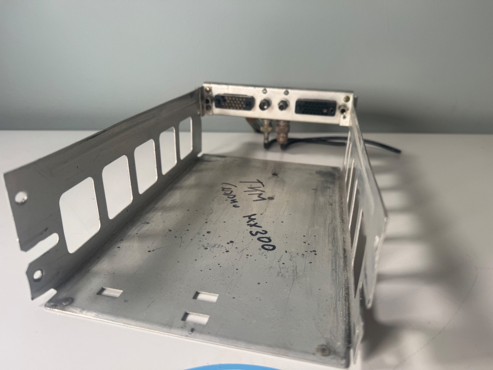 CESSNA ARC 40550-0001 MX300 NAV COMM MOUNTING TRAY ASSEMBLY
