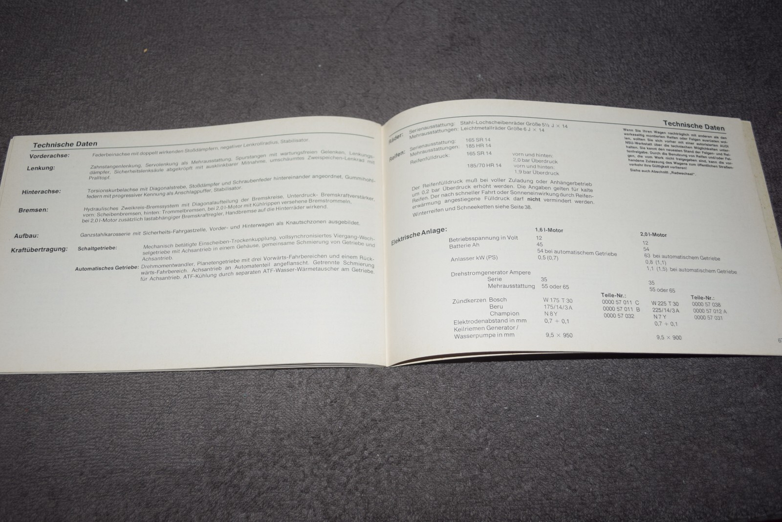Operating Instructions Manual Audi 100 C2 08/1976 Mint/Unused