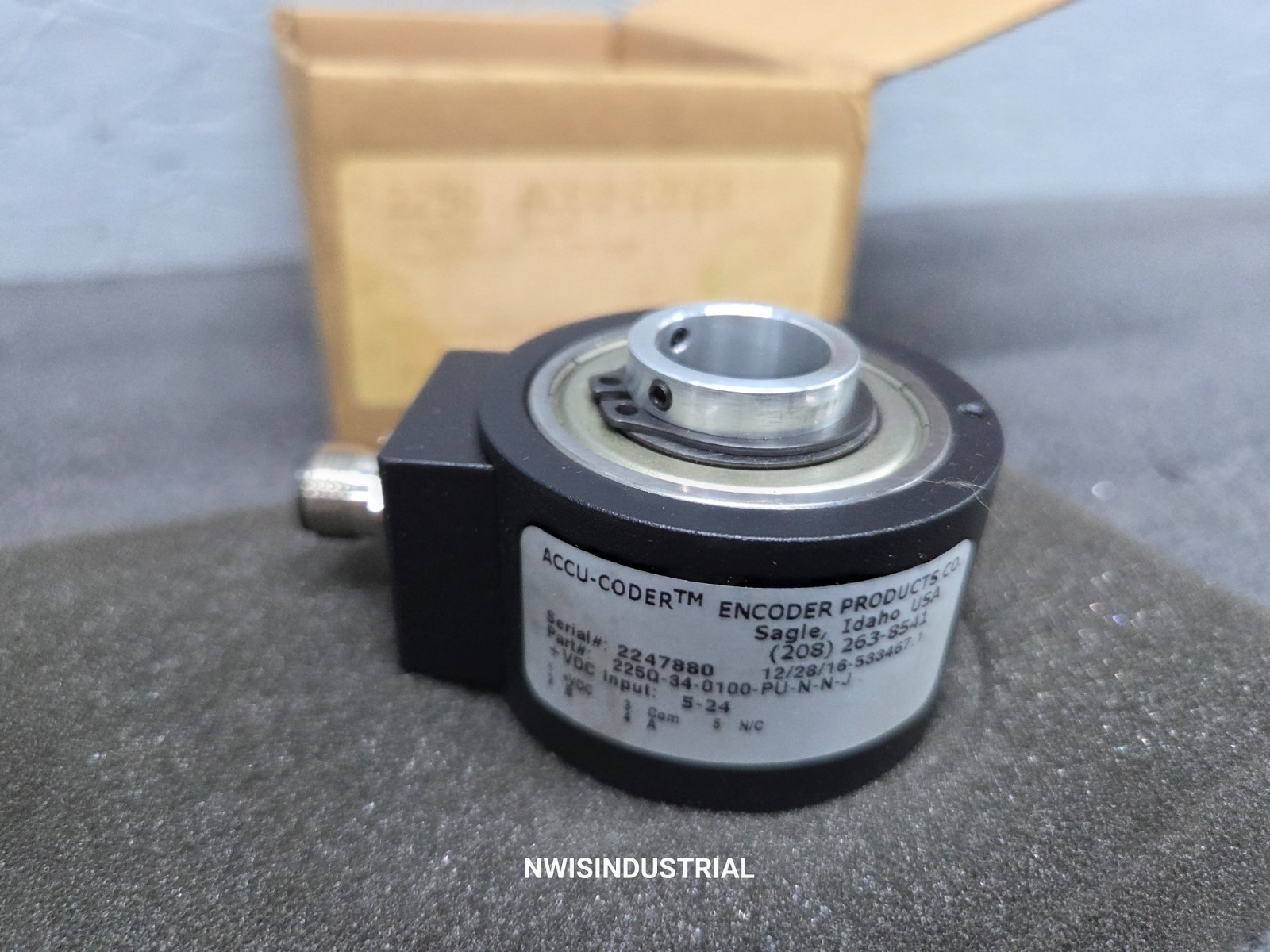 Accu-coder 225Q-34-0100-PU-N-N-J Encoder 5-24VDC