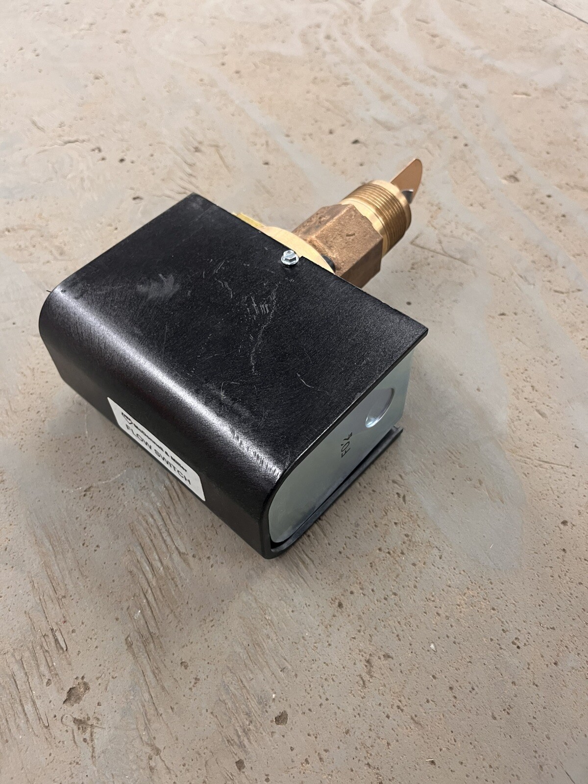 Mcdonnell & Miller FS7-4D flow switch 203125 1-1/4